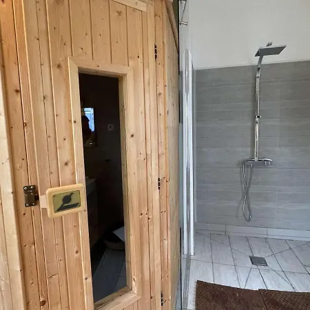 Maison Avec Jardin, Sauna Et Proche A Chatelaillon, 6 Couchages - Fr-1-246-600